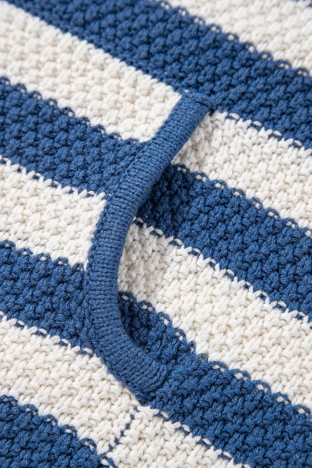 ee4772a8-4e1a-4b8c-af44-0cbbec70d02a-Max